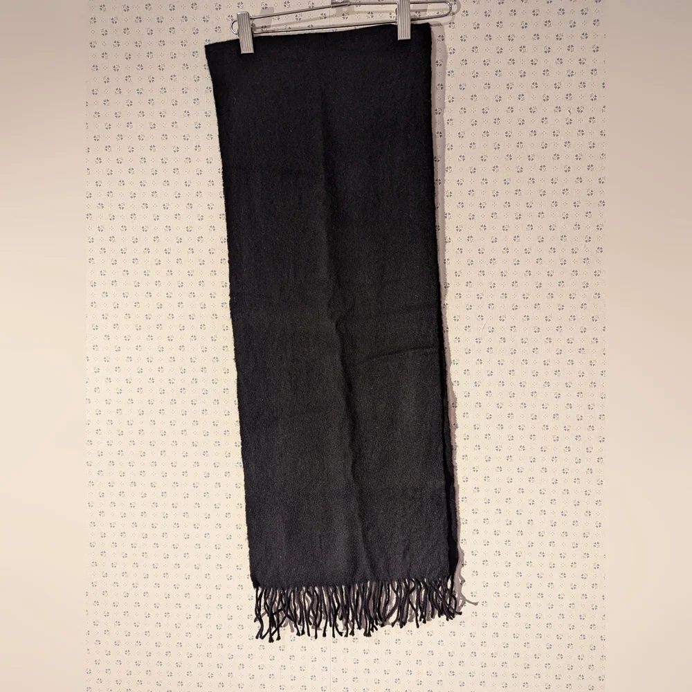 🖤 Valentini Scarf Black 100% Wool Soft Mens Made in Italy classy quiet luxury